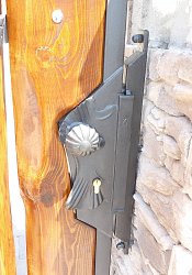 Brána kovaná drevo kov