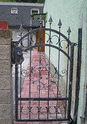 Kovaná brána krídlová