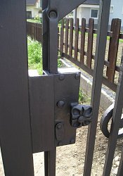 Kovaná brána krídlová