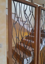 Kovaná deliaca stena