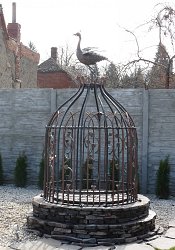 Kovaná mreža na studňu