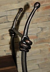 Kovaný nábytok do predsiene