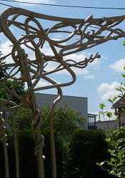 Kovaný záhradný nábytok