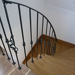 Kované zábradlie interiér