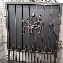 Kovaná malá bránka