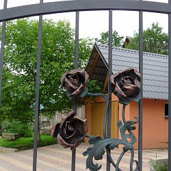 Kovaná brána krídlová