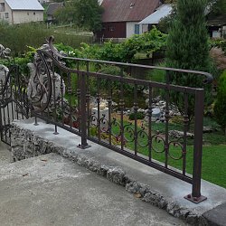 Kované zábradlie čínsky drak