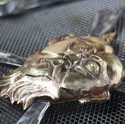 Kované dvierka na krb