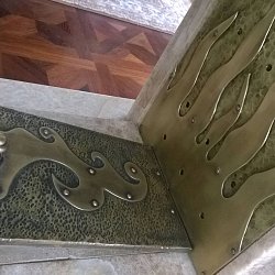 Dekoratívny kryt do krbu