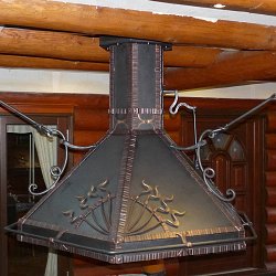 Kovaný sopúch nad ohnisko