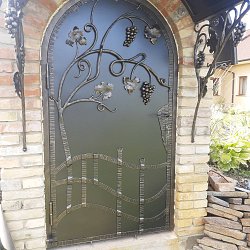 Kovaný prístrešok